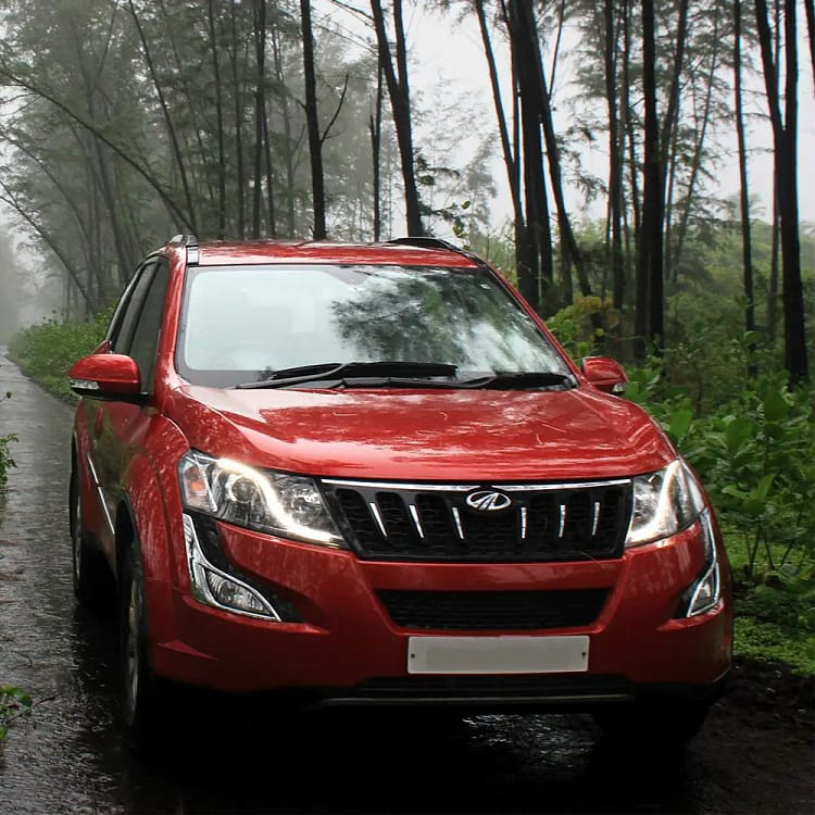 car-rentals Mahindra XUV 500