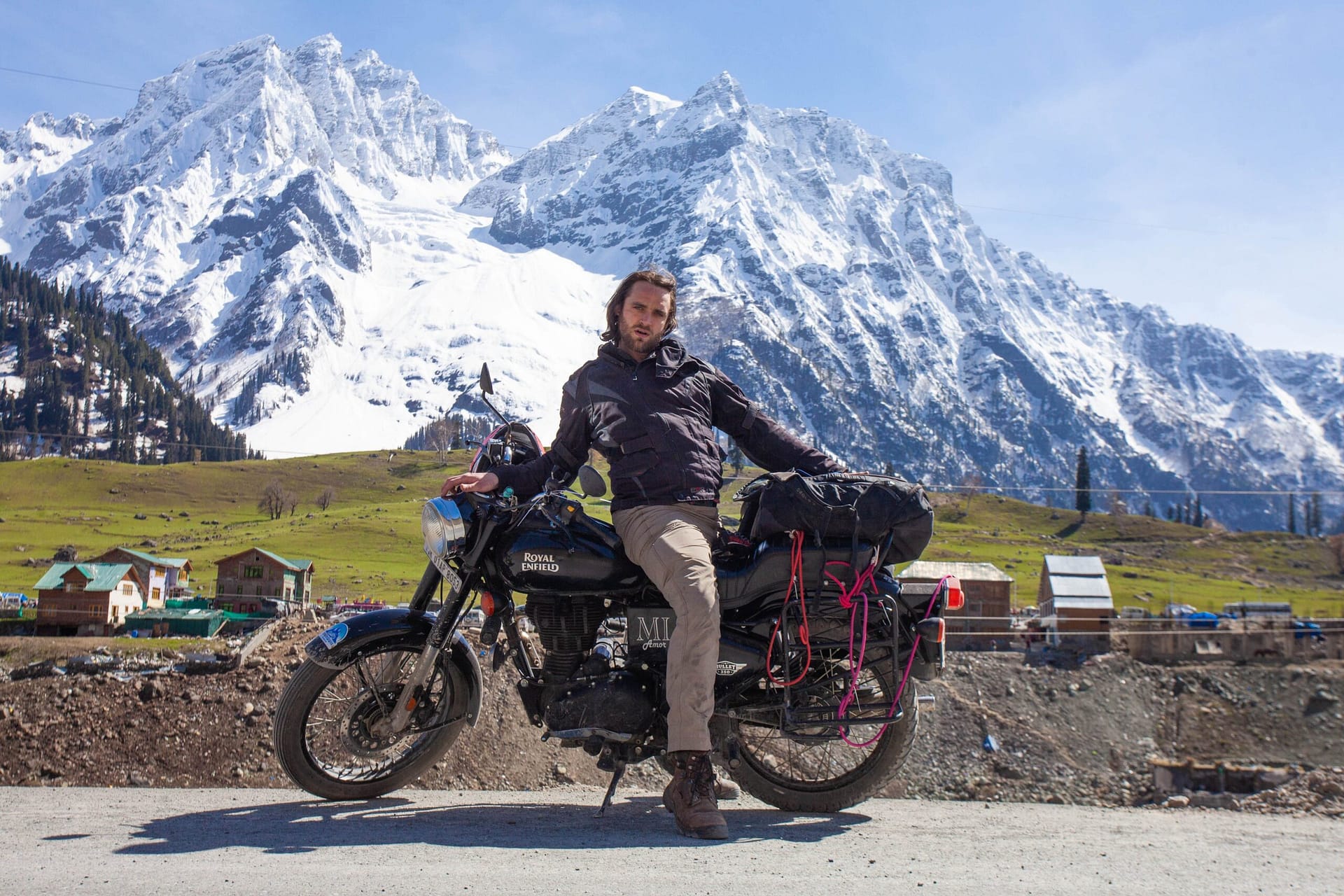 Srinagar Bike Hire by Foreigner.